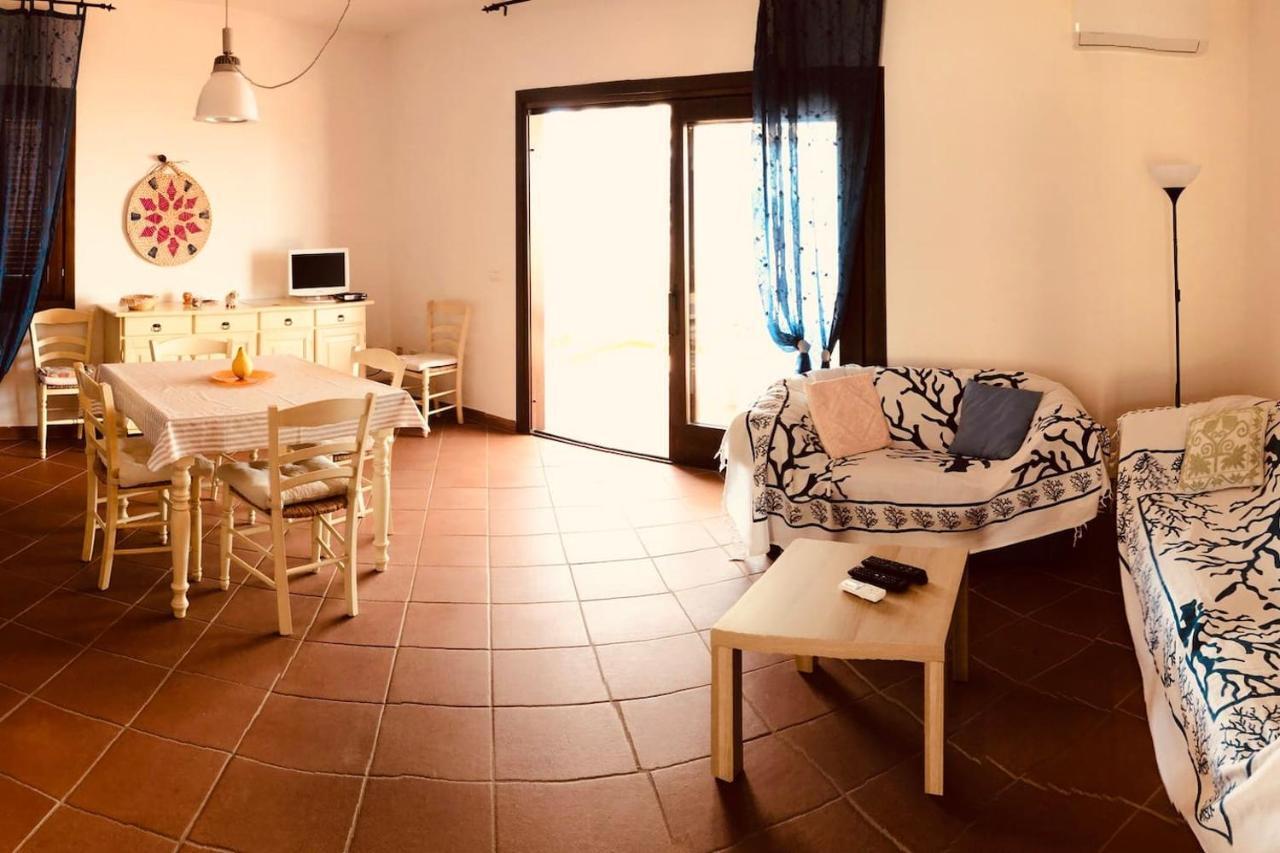 Appartamento La Tartaruga Castelsardo Exteriör bild